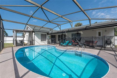 Villa ou maison à louer à Kissimmee, Floride: 4 chambres, 160.44 m2 № 2425692 - photo 29