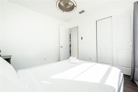 Villa ou maison à louer à Kissimmee, Floride: 4 chambres, 160.44 m2 № 2425692 - photo 20