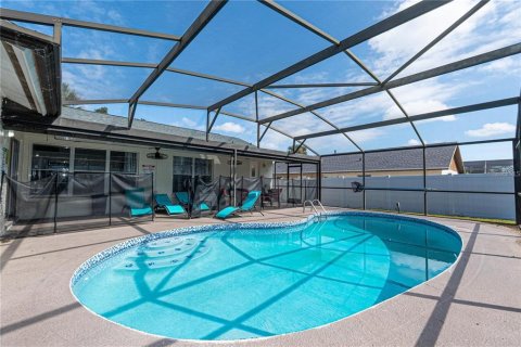 Villa ou maison à louer à Kissimmee, Floride: 4 chambres, 160.44 m2 № 2425692 - photo 30