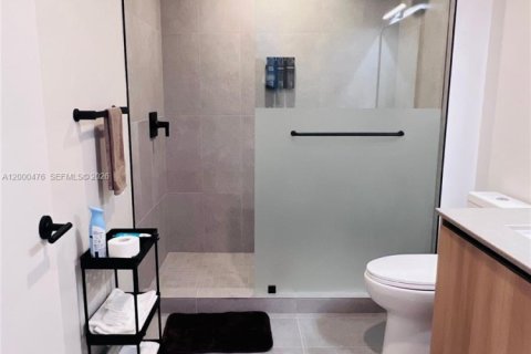 Copropriété à vendre à Miami, Floride: 2 chambres № 2065301 - photo 11