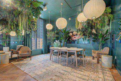 Copropriété à vendre à Miami, Floride: 2 chambres № 2065301 - photo 28