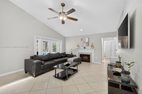 House in Palm Beach Gardens, Florida 4 bedrooms, 224.17 sq.m. № 2016193 - photo 27