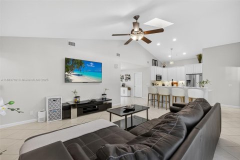 House in Palm Beach Gardens, Florida 4 bedrooms, 224.17 sq.m. № 2016193 - photo 25