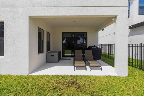 House in Fish Hawk, Florida 5 bedrooms, 314.47 sq.m. № 2109477 - photo 8