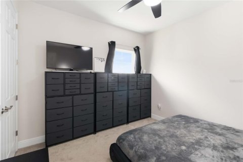 House in Fish Hawk, Florida 5 bedrooms, 314.47 sq.m. № 2109477 - photo 15