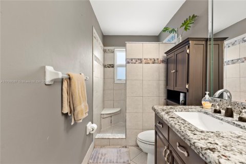 House in Coconut Creek, Florida 4 bedrooms, 196.02 sq.m. № 1713524 - photo 19