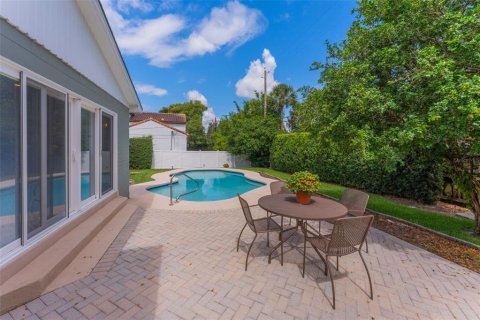 House in Orlando, Florida 4 bedrooms, 257.53 sq.m. № 1894007 - photo 28