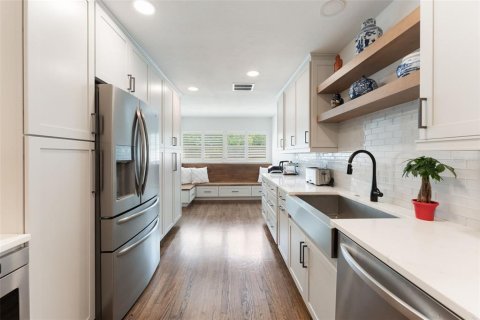 House in Orlando, Florida 4 bedrooms, 257.53 sq.m. № 1894007 - photo 7