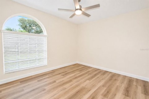 Casa en alquiler en Land O' Lakes, Florida, 4 dormitorios, 185.8 m2 № 2211286 - foto 15