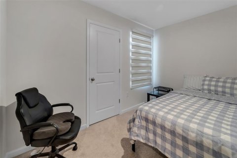 Townhouse in Davenport, Florida 3 bedrooms, 131.27 sq.m. № 2308370 - photo 27