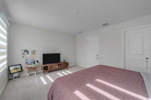 Townhouse in Davenport, Florida 3 bedrooms, 131.27 sq.m. № 2308370 - photo 21