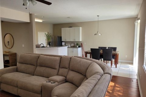 House in Wesley Chapel, Florida 3 bedrooms, 212 sq.m. № 1658711 - photo 18
