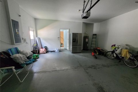 House in Wesley Chapel, Florida 3 bedrooms, 212 sq.m. № 1658711 - photo 13