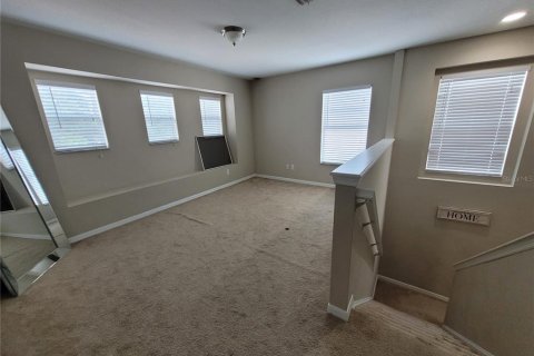 House in Wesley Chapel, Florida 3 bedrooms, 212 sq.m. № 1658711 - photo 23
