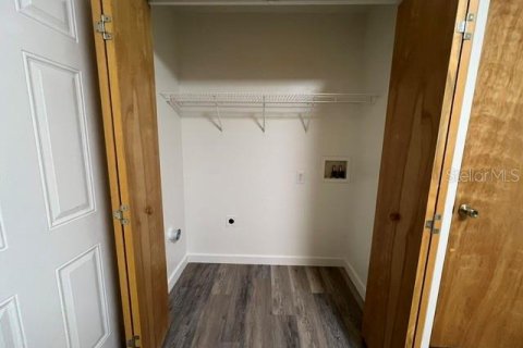 Apartamento en alquiler en Bell, Florida, 2 dormitorios, 88.07 m2 № 1870390 - foto 17