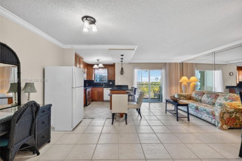 Copropriété à vendre à Pompano Beach, Floride: 1 chambre, 65.96 m2 № 2007627 - photo 3