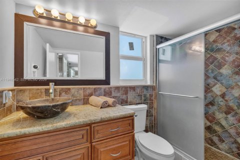 Copropriété à vendre à Pompano Beach, Floride: 1 chambre, 65.96 m2 № 2007627 - photo 18