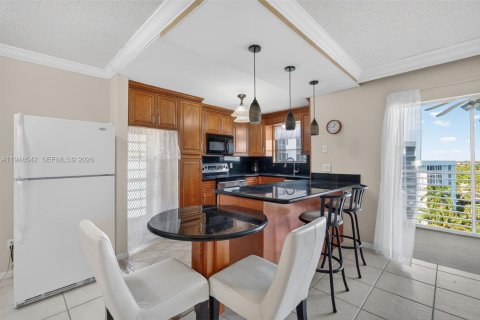 Copropriété à vendre à Pompano Beach, Floride: 1 chambre, 65.96 m2 № 2007627 - photo 10