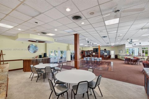 Copropriété à vendre à Pompano Beach, Floride: 1 chambre, 65.96 m2 № 2007627 - photo 29