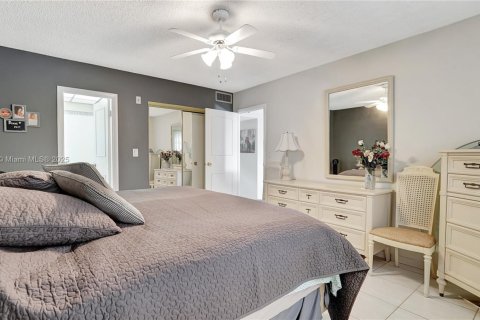 Condominio en venta en Lauderdale Lakes, Florida, 1 dormitorio, 63.55 m2 № 1850598 - foto 15