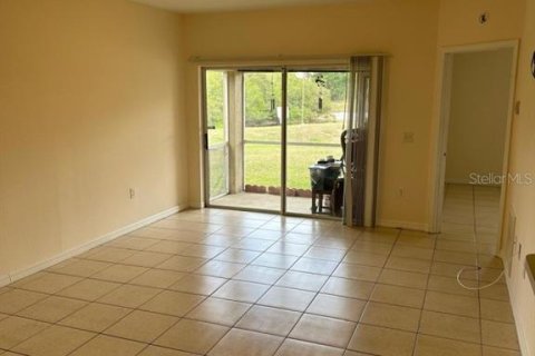 Condo in Riverview, Florida, 3 bedrooms № 2205785 - photo 2