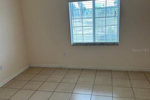 Condo in Riverview, Florida, 3 bedrooms № 2205785 - photo 16