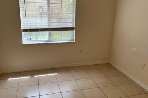 Condo in Riverview, Florida, 3 bedrooms № 2205785 - photo 6