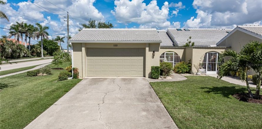 Villa ou maison à Punta Gorda, Floride 3 chambres, 186.18 m2 № 1909836