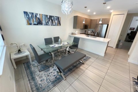 Купить кондоминиум в Дорал, Флорида 3 спальни, 102.38м2, № 2045732 - фото 6