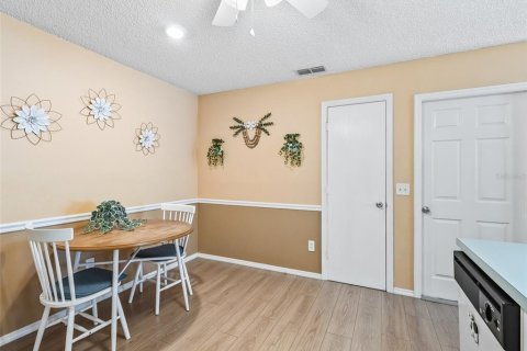Casa en alquiler en The Villages, Florida, 2 dormitorios, 107.4 m2 № 1835409 - foto 13