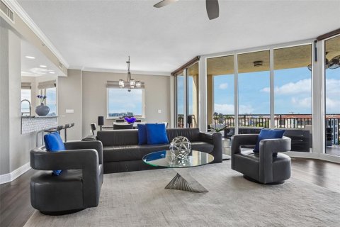 Copropriété à vendre à Tampa, Floride: 3 chambres, 237.37 m2 № 2403439 - photo 5