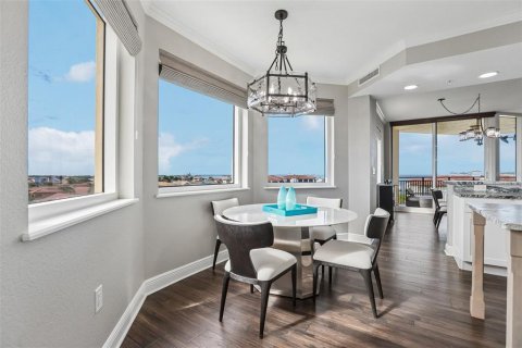 Copropriété à vendre à Tampa, Floride: 3 chambres, 237.37 m2 № 2403439 - photo 14