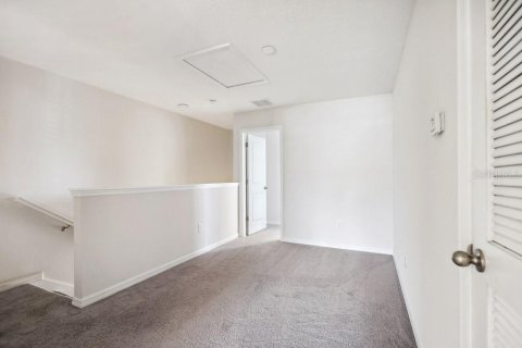 Touwnhouse à louer à Riverview, Floride: 3 chambres, 155.98 m2 № 2437204 - photo 4