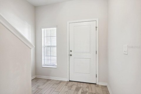 Touwnhouse à louer à Riverview, Floride: 3 chambres, 155.98 m2 № 2437204 - photo 7