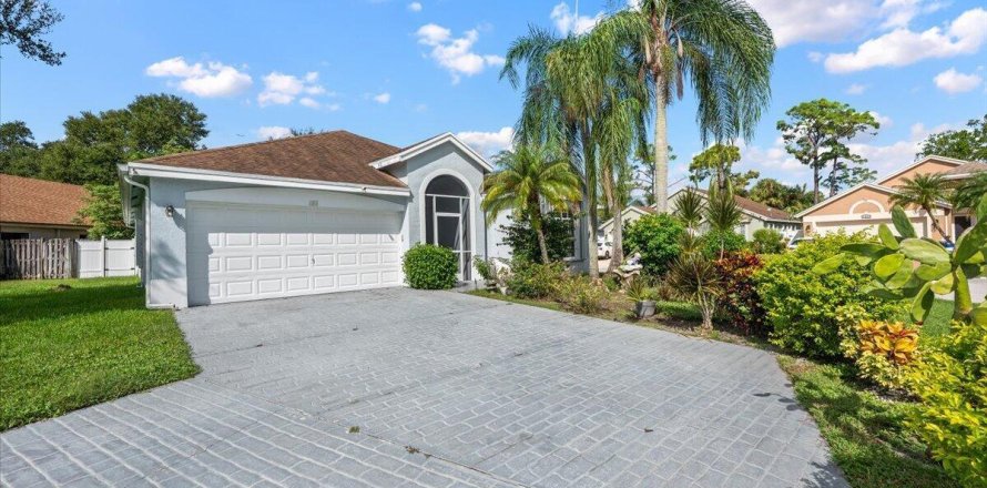 Villa ou maison à Royal Palm Beach, Floride 3 chambres, 150.32 m2 № 2439196