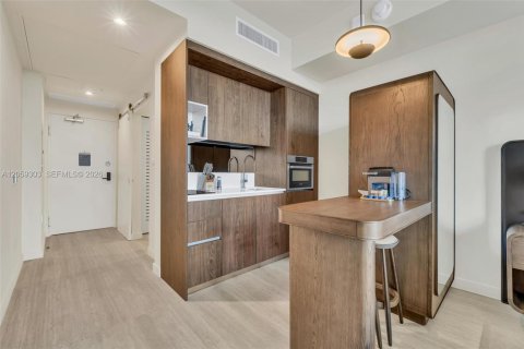 Купить кондоминиум в Майами, Флорида № 2264239 - фото 5