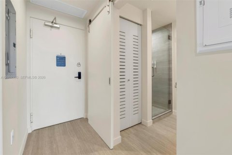 Купить кондоминиум в Майами, Флорида № 2264239 - фото 18