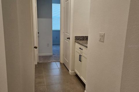 Villa ou maison à vendre à Kissimmee, Floride: 4 chambres, 182.55 m2 № 2148298 - photo 12