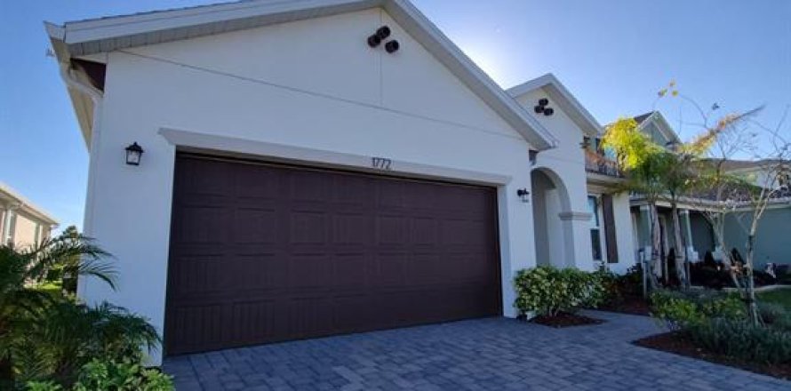 Villa ou maison à Kissimmee, Floride 4 chambres, 182.55 m2 № 2148298