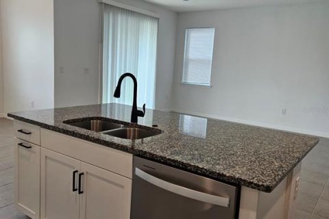 Villa ou maison à vendre à Kissimmee, Floride: 4 chambres, 182.55 m2 № 2148298 - photo 6