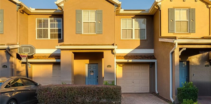 Townhouse in Orlando, Florida 2 bedrooms, 122.82 sq.m. № 1512734
