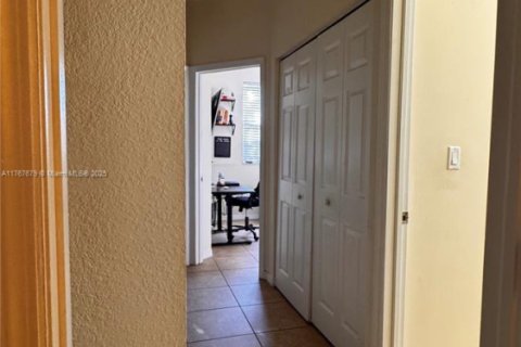 Touwnhouse à vendre à Pembroke Pines, Floride: 3 chambres, 129.69 m2 № 2077304 - photo 26