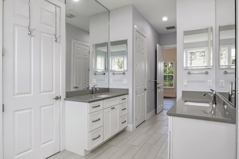 Купить виллу или дом в Клермон, Флорида 14 комнат, 313.45м2, № 2352363 - фото 27