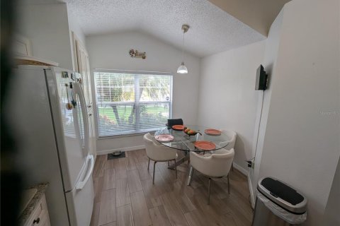 House in Orlando, Florida 3 bedrooms, 129.97 sq.m. № 1744290 - photo 6