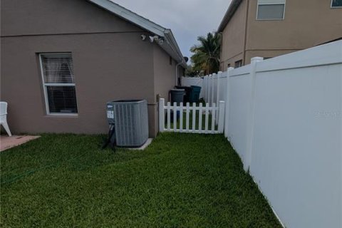 House in Orlando, Florida 3 bedrooms, 129.97 sq.m. № 1744290 - photo 26