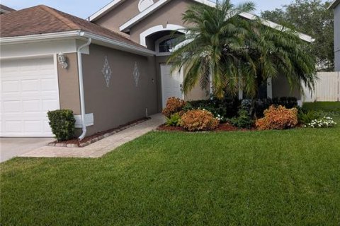 House in Orlando, Florida 3 bedrooms, 129.97 sq.m. № 1744290 - photo 3
