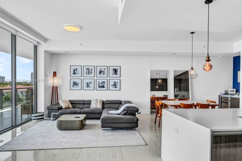 Condo in Aventura, Florida, 3 bedrooms  № 1863435 - photo 9