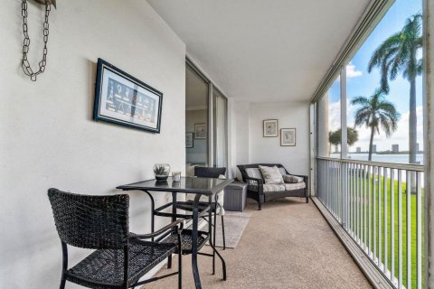 Copropriété à vendre à North Palm Beach, Floride: 1 chambre, 66.89 m2 № 2260082 - photo 17