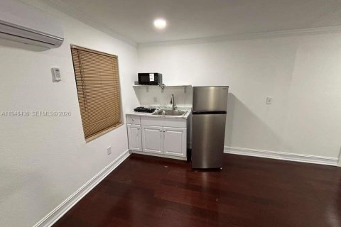 Commercial property in Homestead, Florida 133.78 sq.m. № 2002769 - photo 5