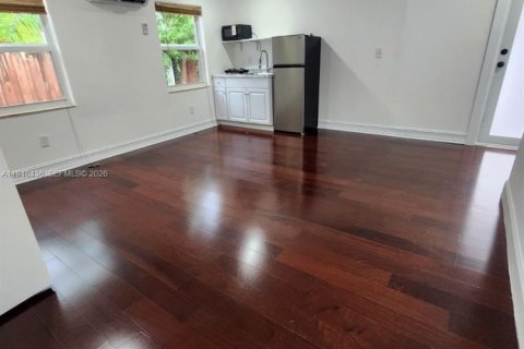 Commercial property in Homestead, Florida 133.78 sq.m. № 2002769 - photo 9